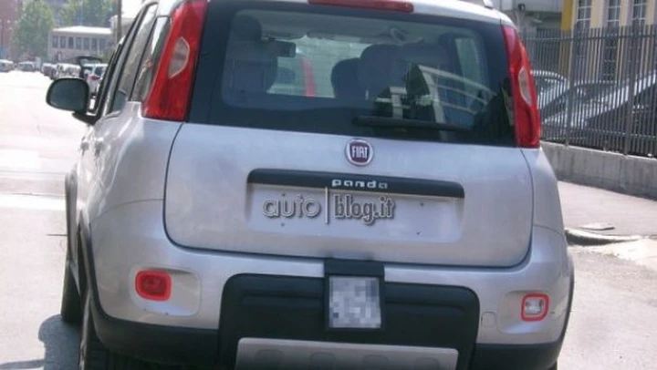 Fiat Panda 4x4: le foto spia di un nostro lettore