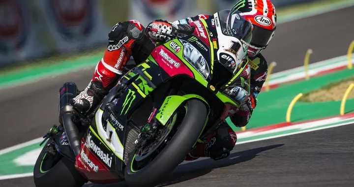 SBK, Rea “Re” del Santerno vola verso il mondiale. Ducati resiste con super-Davies