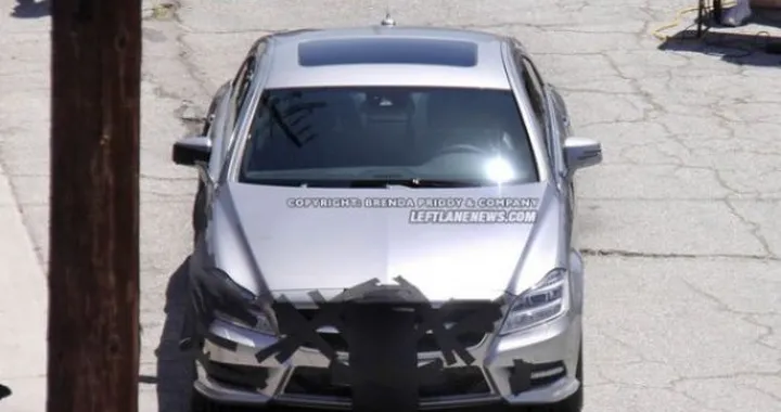 Mercedes CLS: prime foto spia "nude"