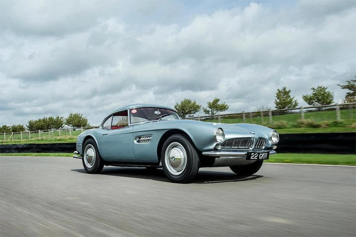 Asta da 3 milioni di Dollari per la BMW 507 di Surtees