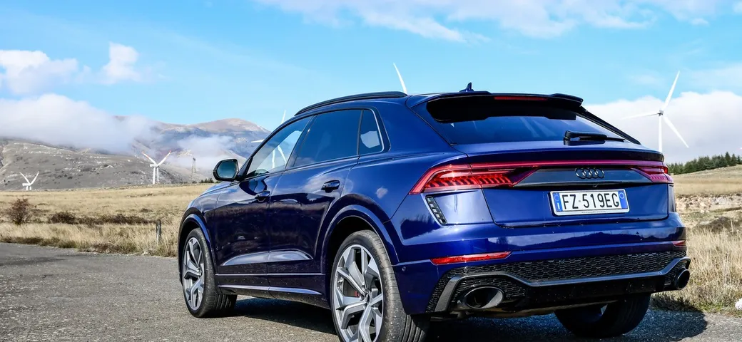 Audi RS Q8, la video prova