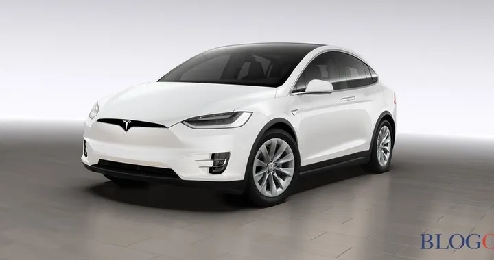 Tesla Model X: arriva in Italia la versione 60D