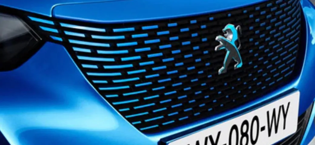 Peugeot e-1008: nel 2025 il nuovo SUV compatto elettrico