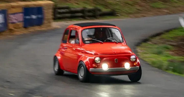 Fiat 500 Scattante, la storica city car rinasce come restomod da oltre 170 mila euro