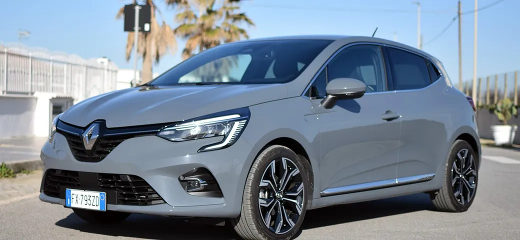 Nuova Renault Clio TCE 100, la prova su strada (VIDEO)