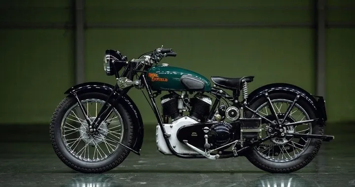 Royal Enfield KX 1140: restaurata la moto più antica e più potente di sempre