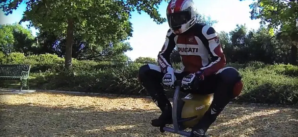 Ducati Air Bike Challenge: registra un video e vinci un 'pass paddock' per la MotoGP