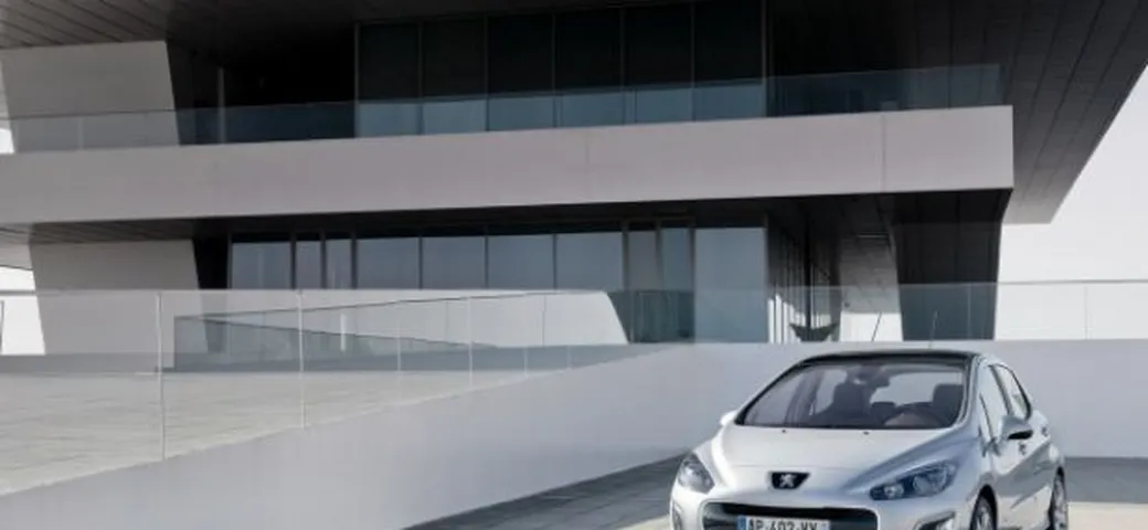 Peugeot 308 restyling 2011