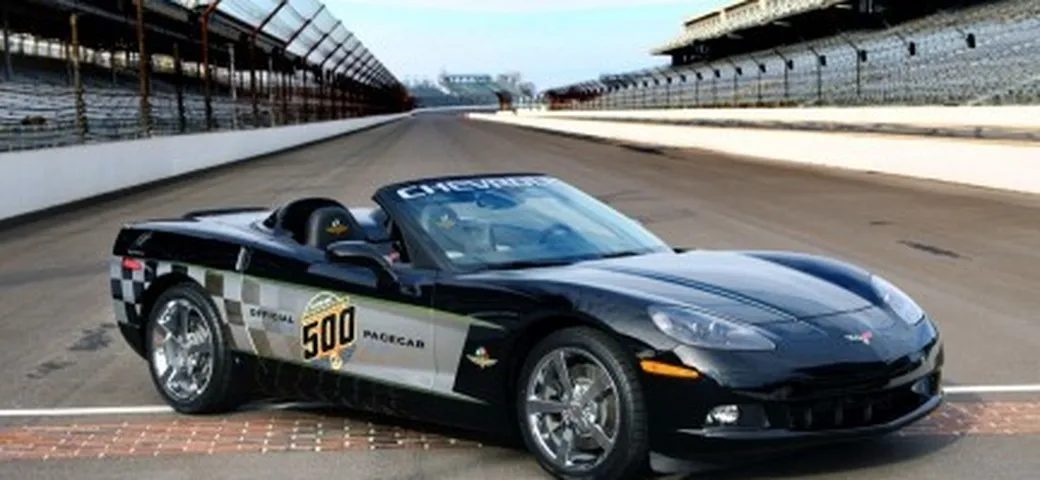 Emerson Fittipaldi e la Corvette E85 alla 500 Miglia di Indianapolis