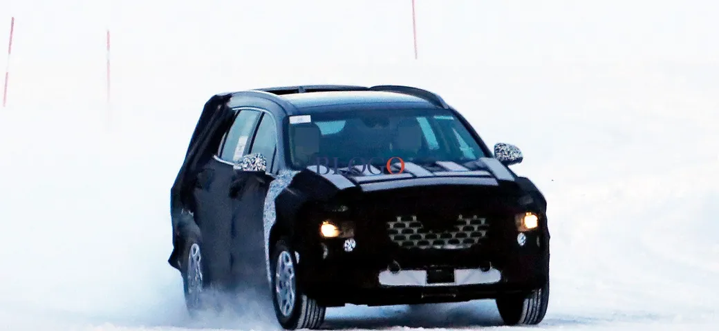 Hyundai Santa Fe: le foto spia