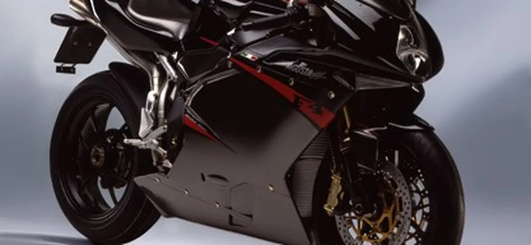 Fate largo, arriva la MV AGUSTA F4 1000R