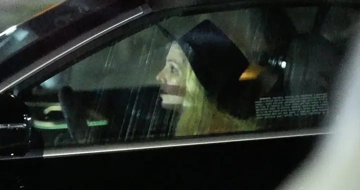 Britney Spears, patente ritirata e arresto a bordo di una BMW 430i