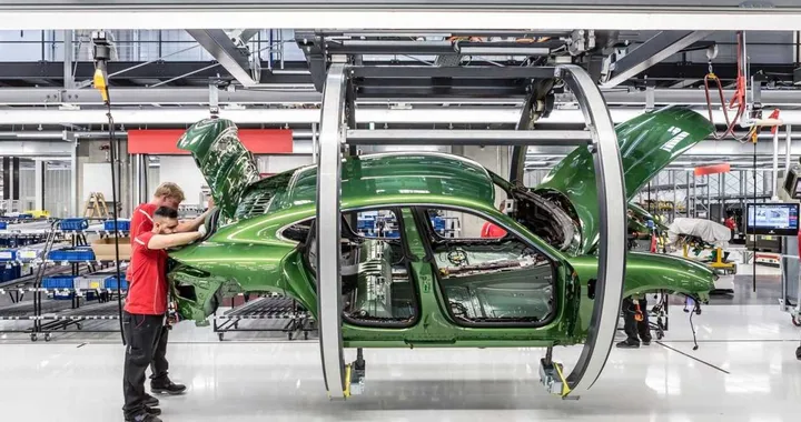 Porsche avvia un nuovo percorso per raggiungere l'obiettivo della sostenibilità