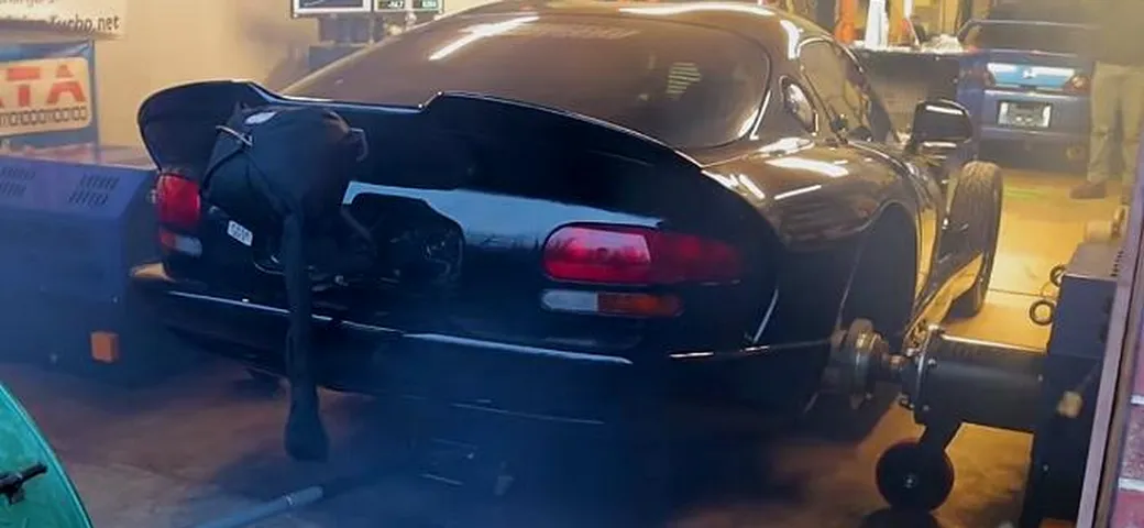 La Dodge Viper per drag race: 2872 cavalli al banco
