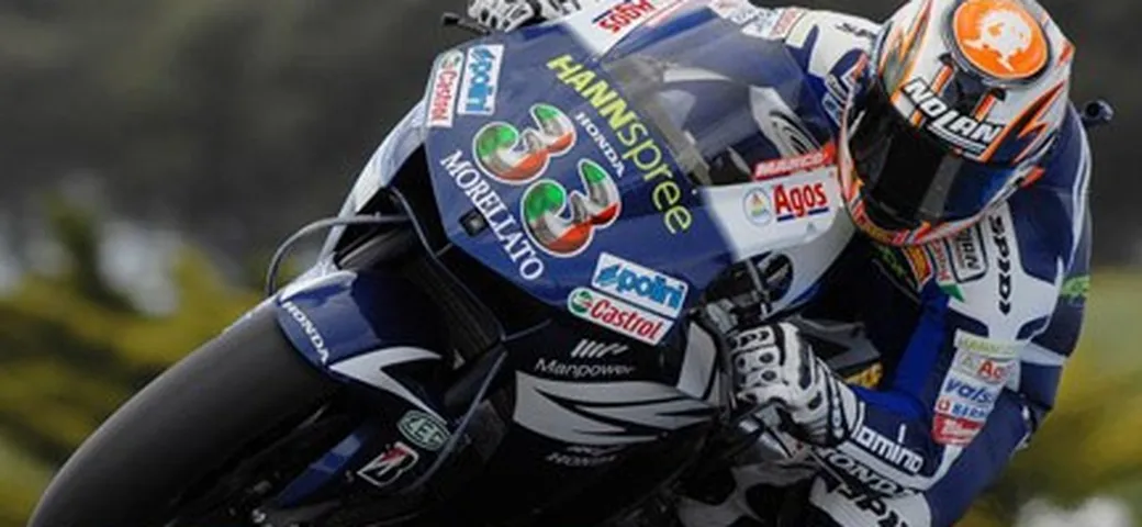 Melandri proverà la Desmosedici GP7, Dovizioso la RC212V