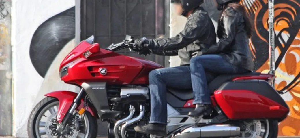 Foto spia Honda CTX 1300 2014