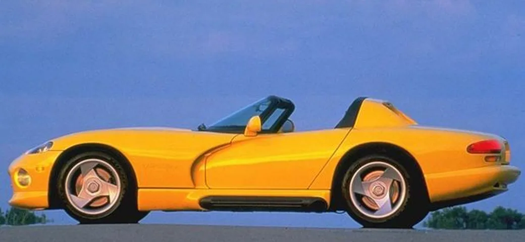 Distrutte 93 Dodge Viper di pre-serie. 