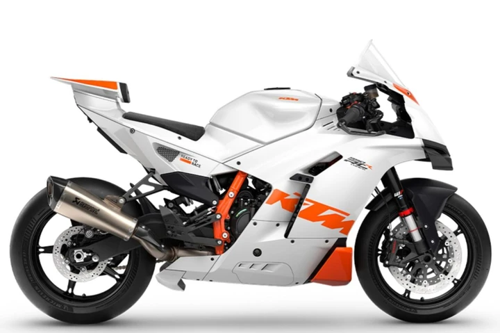 KTM prepara due nuove sportive: in arrivo le 790 RC e 490 RC con DNA MotoGP