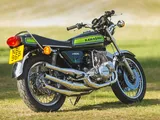 Ha fuso due Kawasaki e ha creato un mostro a 5 cilindri: è pura follia su due ruote