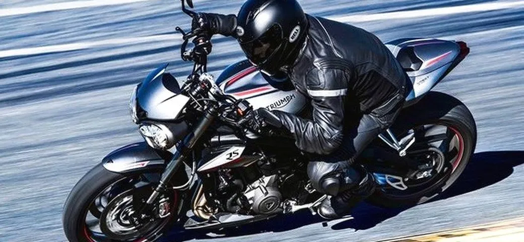 Triumph Speed Triple 765 svelata a Londra [Foto e Video]