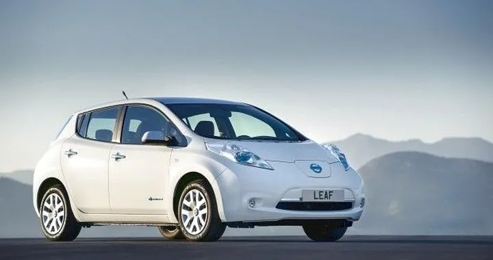 Nissan Leaf: prova su strada [video]