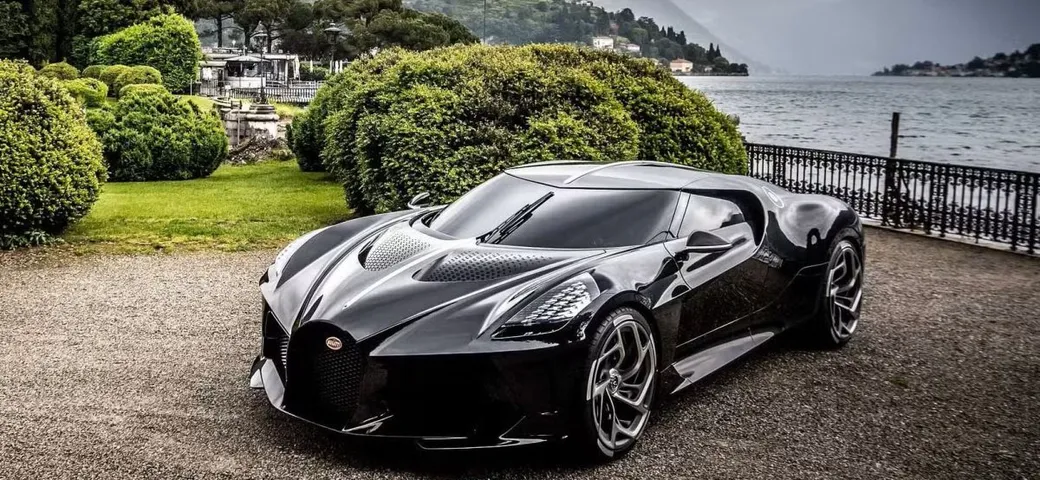 Bugatti La Voiture Noire, all'asta l'auto da 18 milioni di dollari
