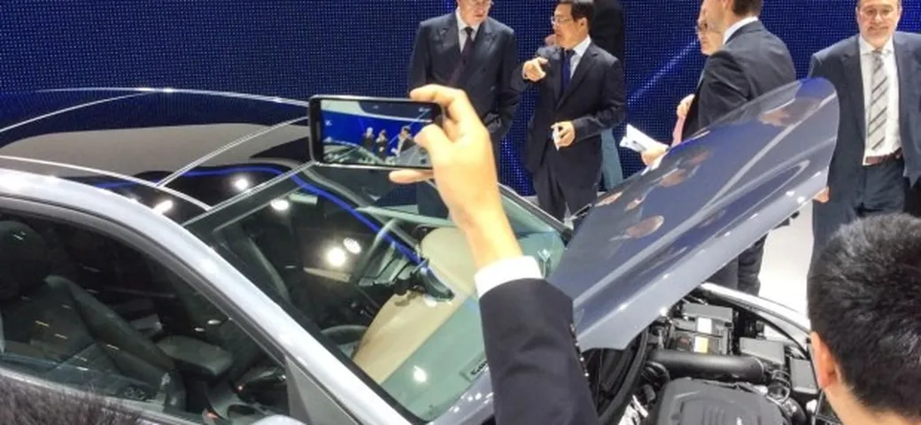 Martin Winterkorn analizza la Hyundai i20