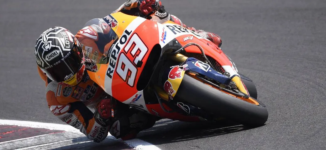 Test MotoGP: Marquez e Pedrosa da record a Misano e oggi provano la Honda 2016 [Video]