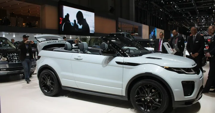 Range Rover Evoque Cabrio al Salone di Ginevra 2016 Live