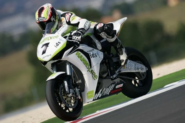 SBK: Ten Kate Honda conferma i piloti per il 2009