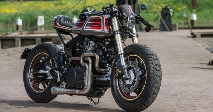 Yamaha XV750 "Raphael" by Beekhof Builds