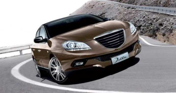 Chrysler 100: ne deriverà una nuova hatchback Lancia