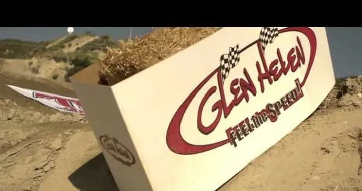 L'allenamento dei più forti del Supercross 2012...ripreso dall'alto /video