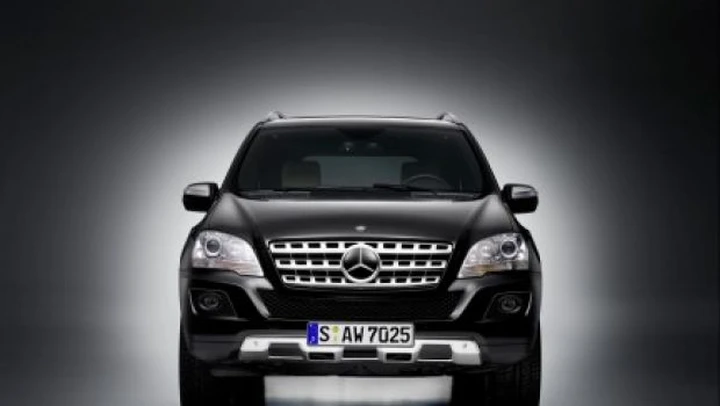 Mercedes: arriva la ML 300 CDI BlueEfficiency