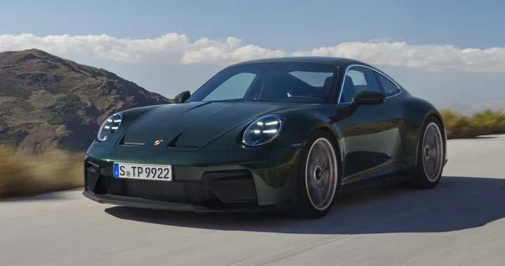 Porsche 911 GT3: il restyling che ridefinisce l'icona a 25 anni dal debutto