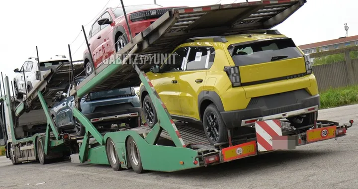 Fiat Grande Panda invade le strade d'Italia: consegne di massa