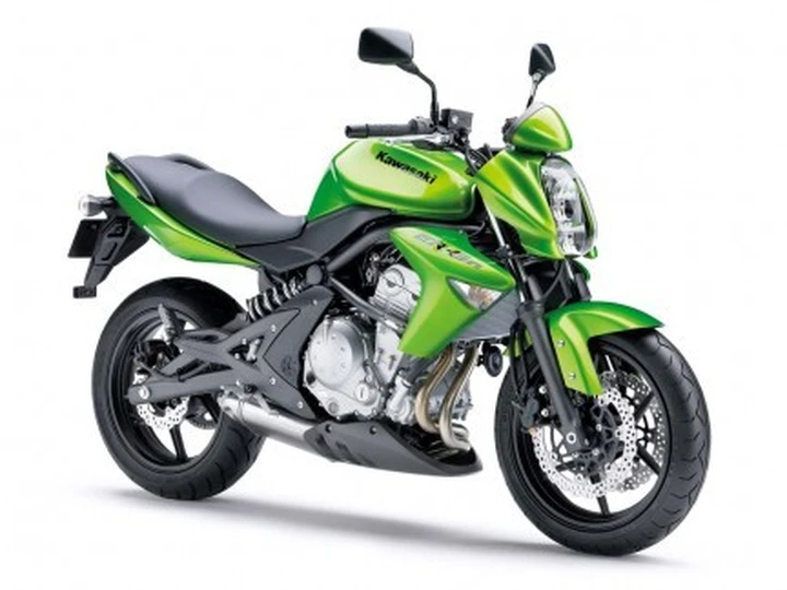 Anteprima: Kawasaki ER-6n e ER-6f my 2008