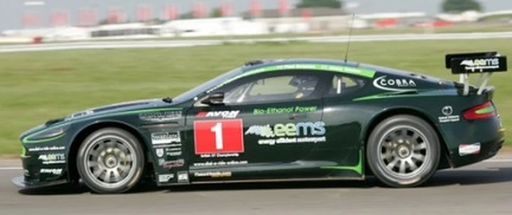 Aston Martin vince con il bioetanolo