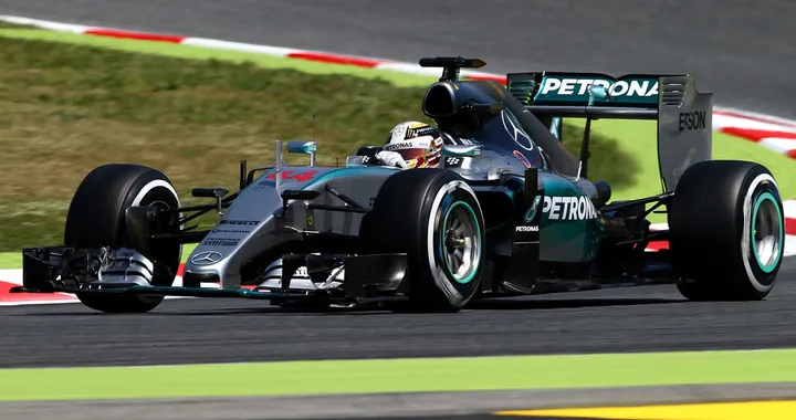 GP Spagna F1 2015: Libere 3, Vettel ancora secondo dietro a Rosberg