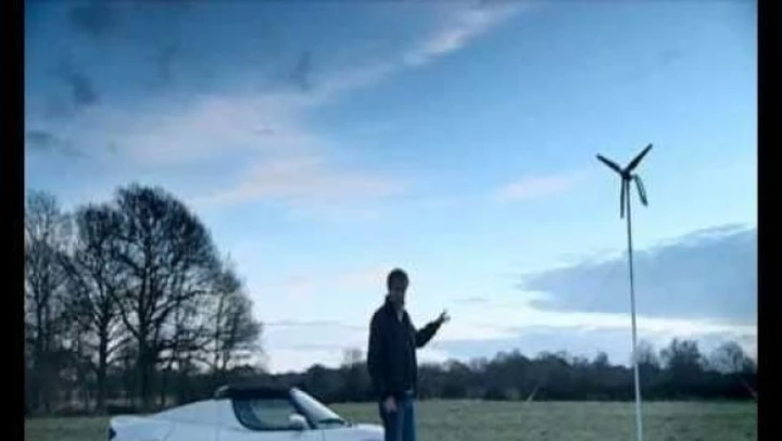 Tesla intraprende un'azione legale contro Top Gear