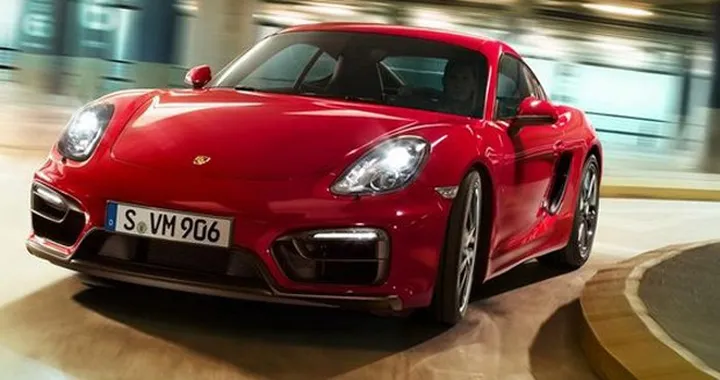 Porsche Cayman GTS: sulla pista da go-kart in video