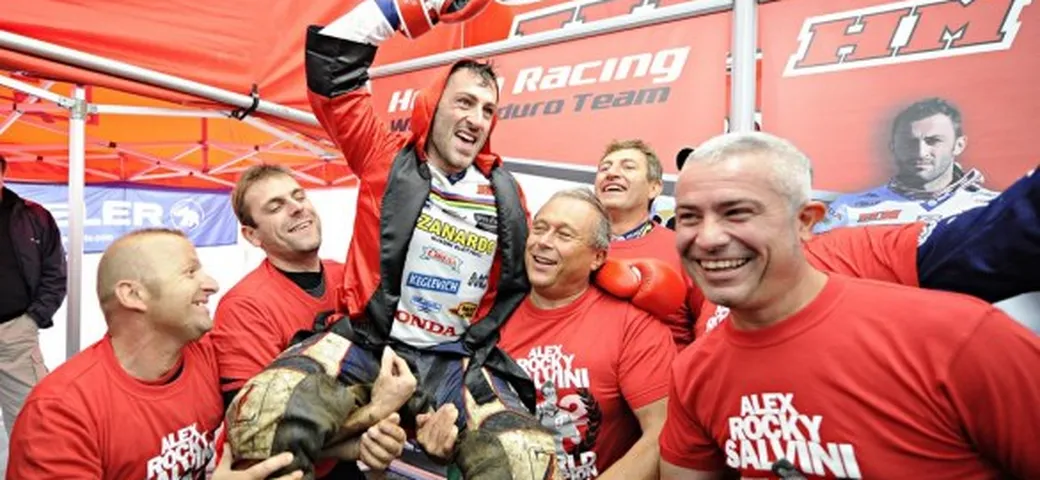 Mondiale Enduro 2013: Alex Salvini vince il titolo nella classe E2
