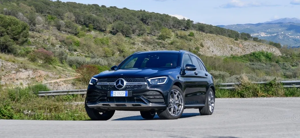 Mercedes-Benz GLC 300de 4Matic EQ Power: la prova su strada