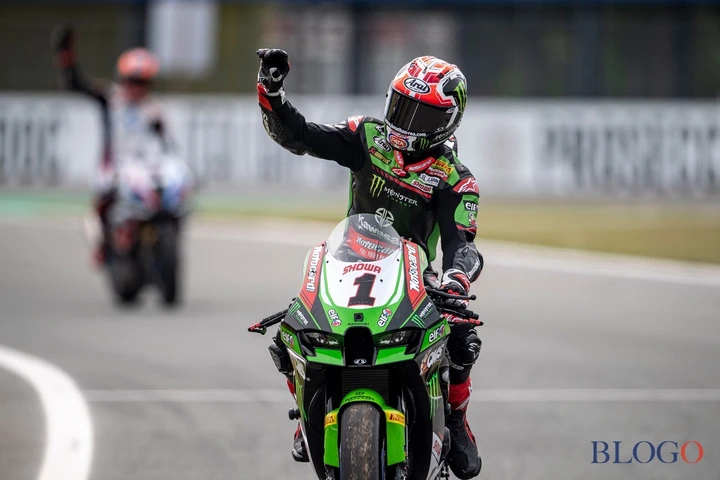 SBK Assen: bandiera rossa in Gara-1, vince Rea