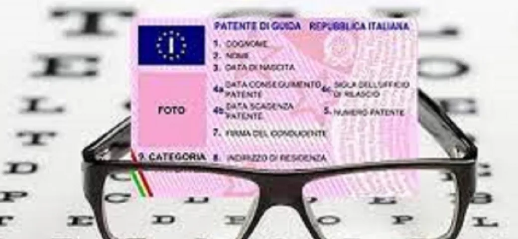 Documenti auto: quali sono, scadenze e rinnovi