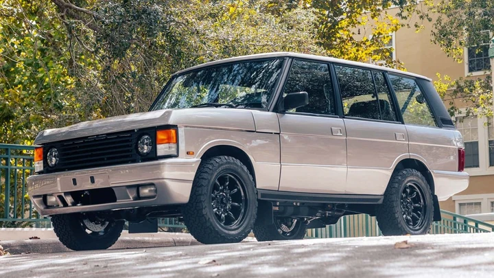 Questa Range Rover anni ’80 ha 800 CV e una tecnologia moderna