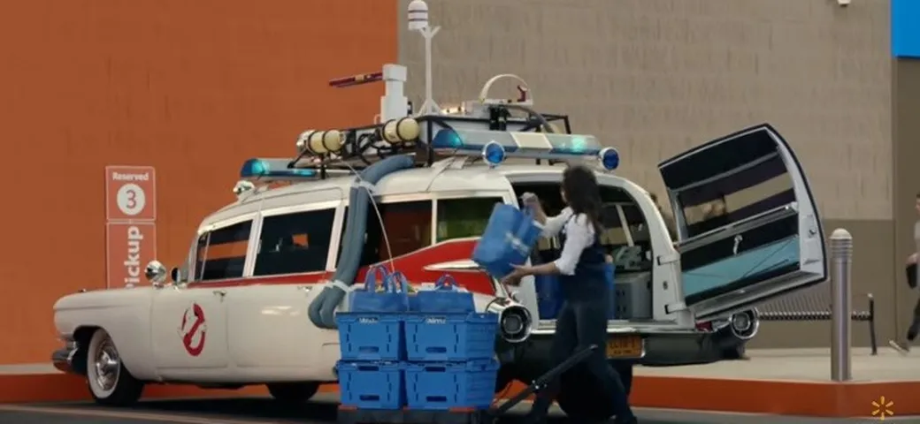 Auto da cinema: lo spot di Walmart riunisce le più famose