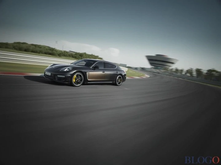 La Porsche Panamera Exclusive è una serie speciale in 100 esemplari