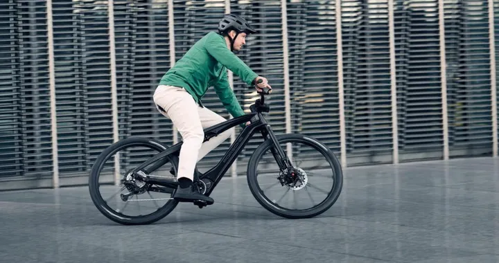 Porsche Cross Performance: il brand tedesco svela due nuove e-bike [FOTO]