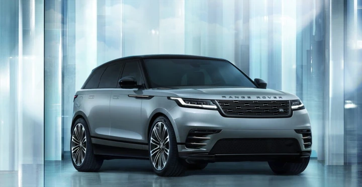 Range Rover Velar 2023: restyling per la SUV di lusso